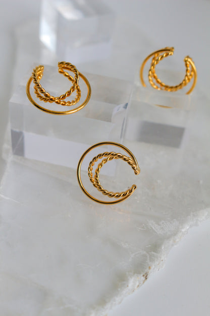 Crescent Moon Ear-cuff No.1 - Sakkoly