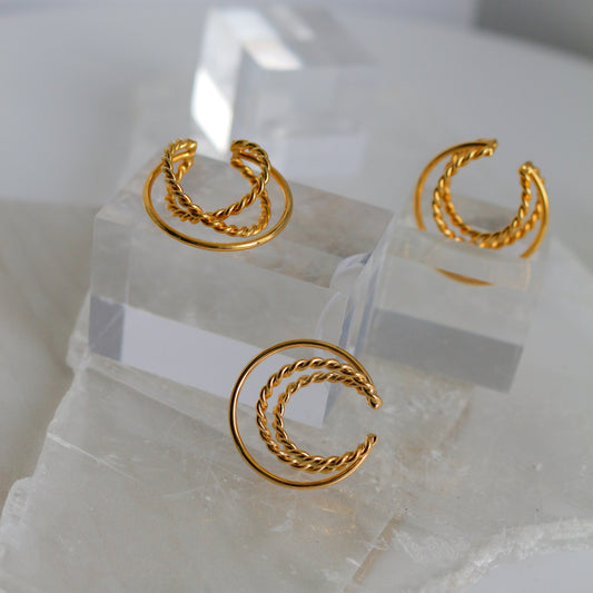 Crescent Moon Ear-cuff No.1 - Sakkoly