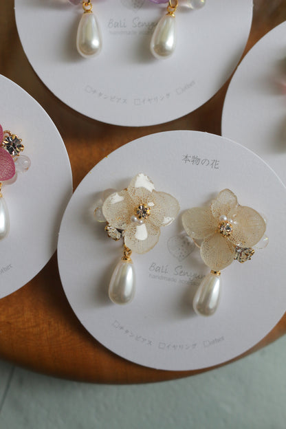 Hydrangea Elegant No.1 - Titanium Pierces チタンピアス