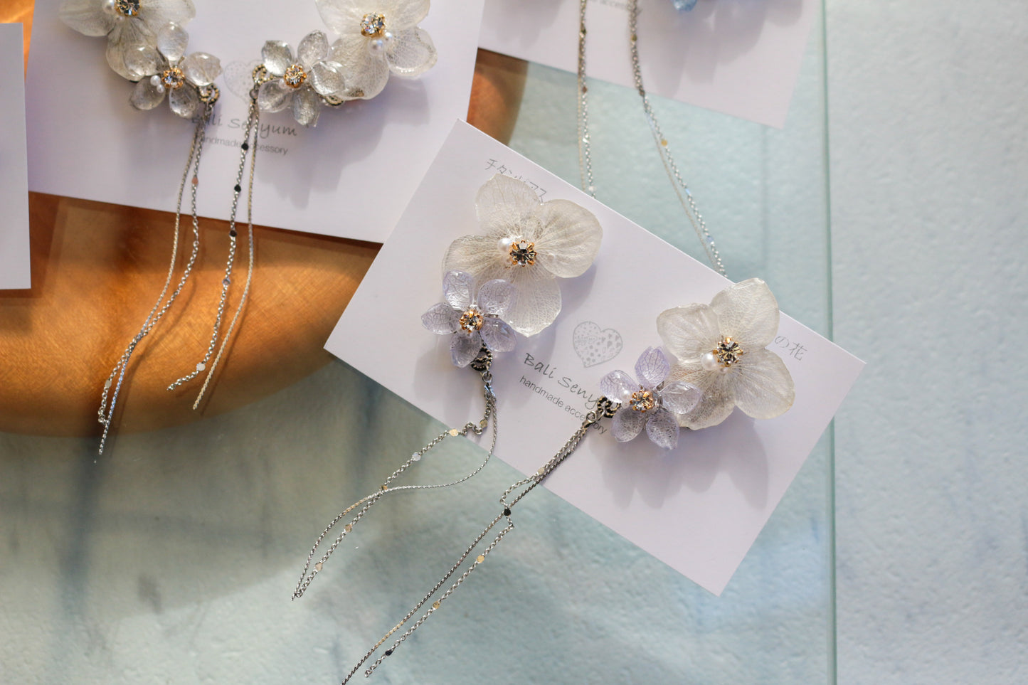 Hydrangea Flying Butterfly Earrings No.47 - Titanium Pierce(ピアス）