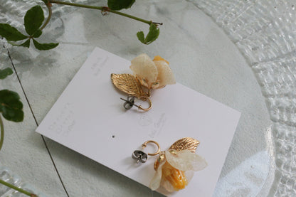 Tsubaki Earring 白椿 - Titanium Pierce(チタンピアス ）No.1