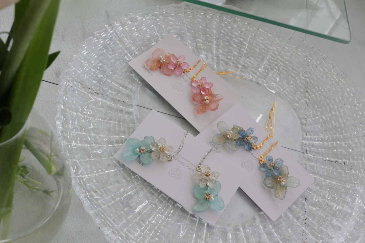 Hydrangea Flying Butterfly  No.51 - Clip-on(イヤリング）