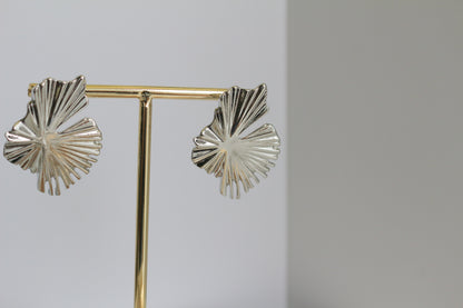 Lily Pad Metal Pierce Earring No.2 〜Sakkoly