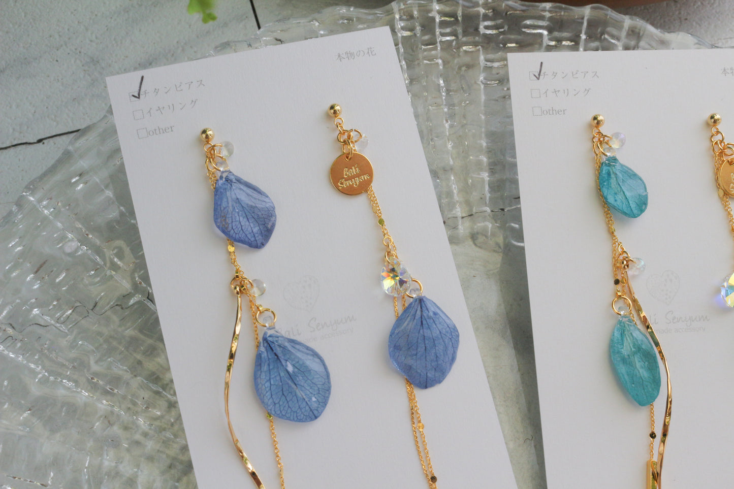 Flowing Hydrangea Earrings No.1 ピアスorイヤリング