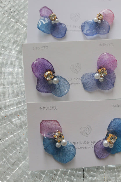 Hydrangea Wing No.143- Titanium Pierce(ピアス）