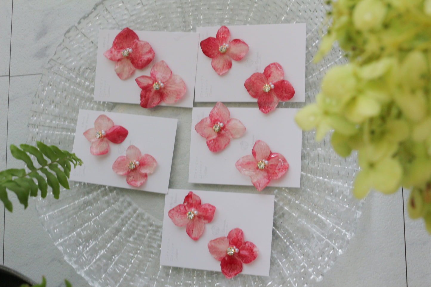 Hydrangea Petal  No.63 パーツ選べます。Clip-on or Titanium Pierce