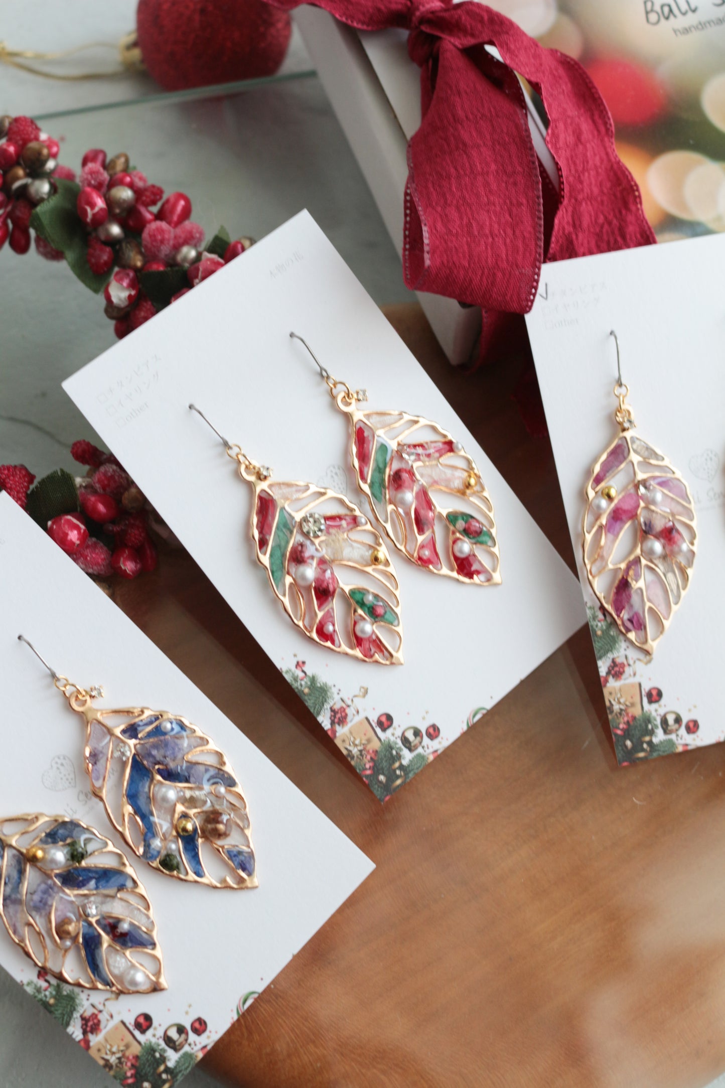 Christmas Leaf Earring