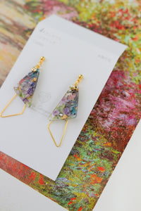 Claude Monet Garden in Giverny Inspired Triangular Floral Earrings -  ジヴェルニーの庭　No.2