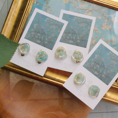 Gogh Inspired Flower Medallion Earrings No.1 イヤリング Clip-on アーモンドの花