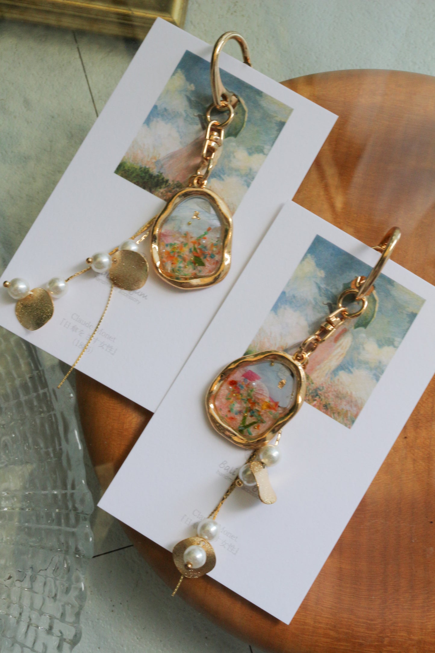 Monet Inspired Flower Bag Charm No.2 散歩（日傘をさす女性)