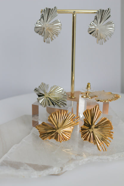 Lily Pad Metal Pierce Earring No.2 〜Sakkoly