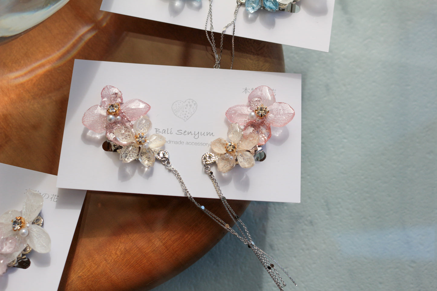 Hydrangea Flying Butterfly  No.48 - Clip-on(イヤリング）