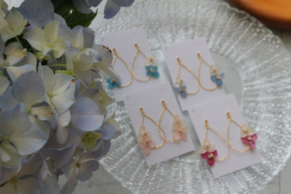 Teardrop Hoop Earrings with Hydrangeas No.22 ピアスorイヤリング
