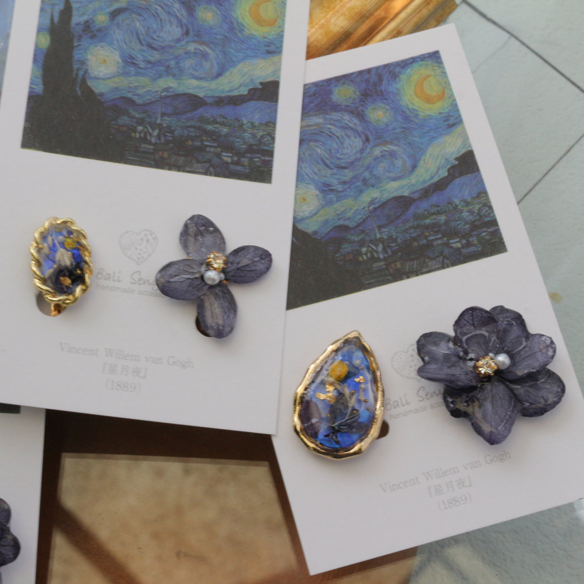 Gogh Inspired Flower and Medallion No.2 イヤリング Clip-on 星月夜