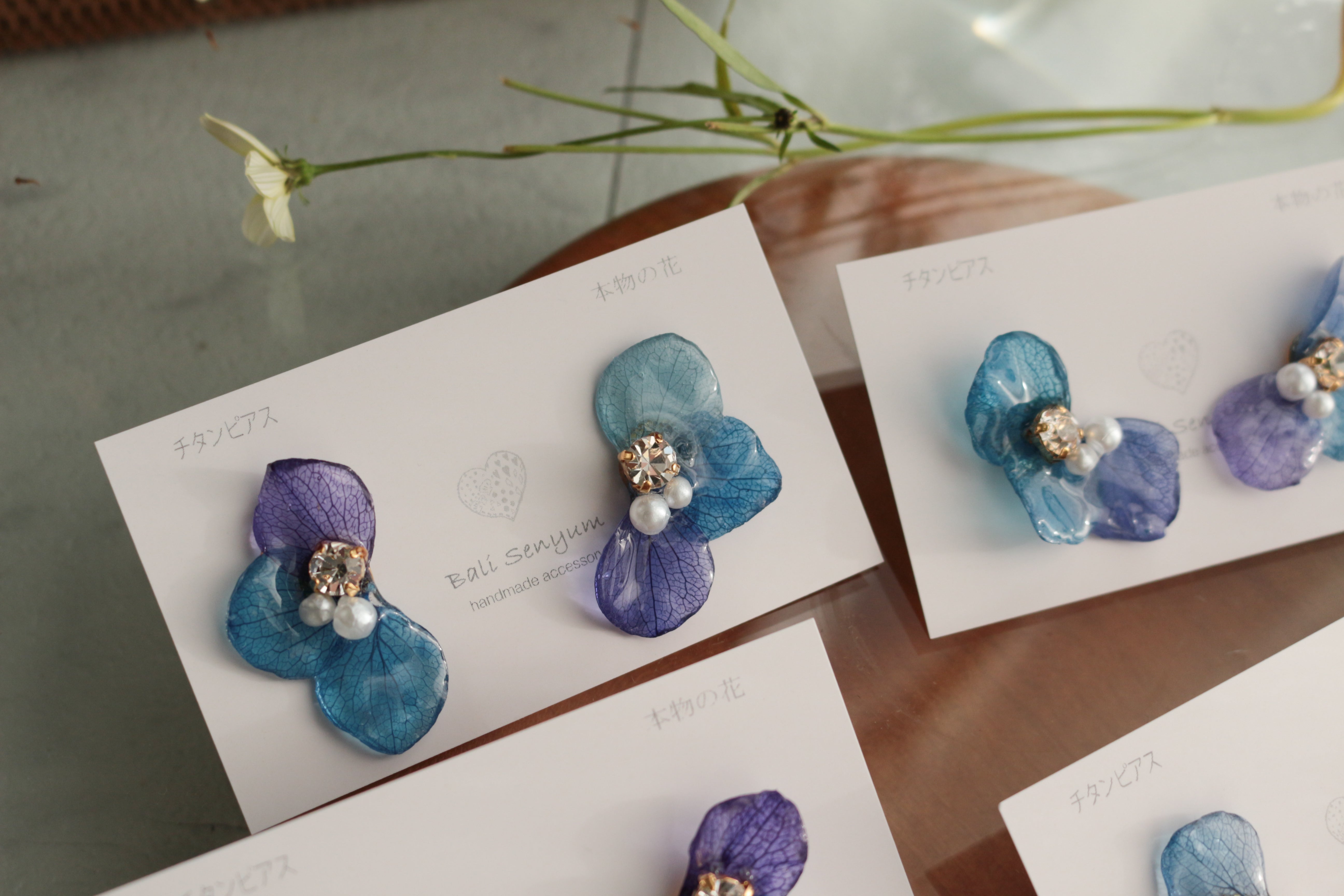 Hydrangea Wing No.140- Titanium Pierce(ピアス） – Balisenyum