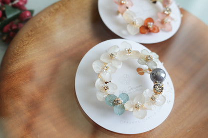 Hydrangea Wreath Brooch