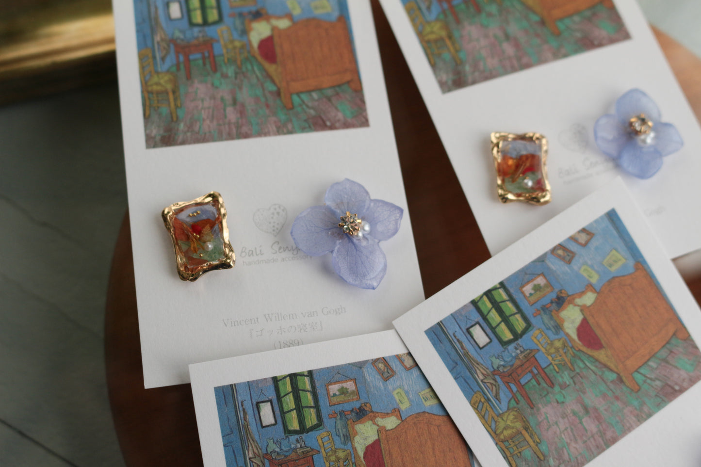 Gogh Inspired Flower and Medallion Earring No.2 ピアスTitanium Pierce ゴッホの寝室