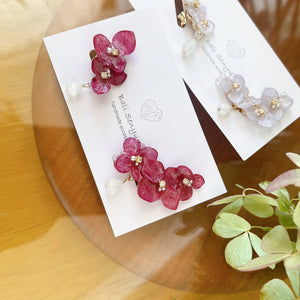 White moon stone & Hydrangea Earrings - Clip On  イヤリング No.2