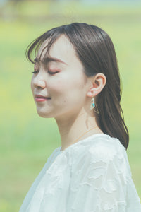 Triangular Floral Earrings With Seasonal Hydrangea No.26