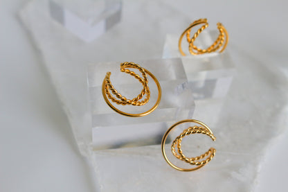 Crescent Moon Ear-cuff No.1 - Sakkoly