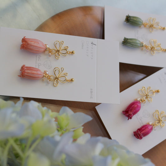 Himalayan Red Bell Butterfly Earrings -ドウダンツツジ　No.2