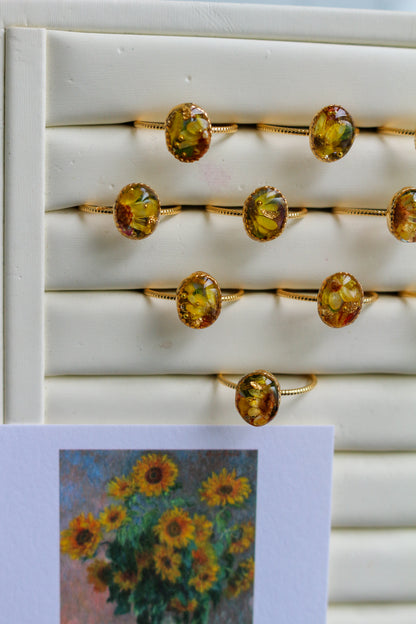 Claude Monet's Sunflowers Ring No.1 - ひまわり