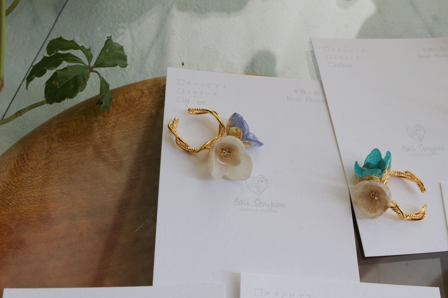 Double Hydrangea Ear-Cuff No.3