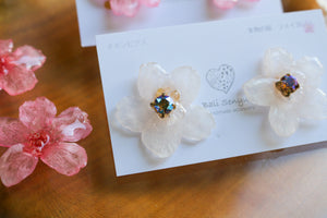 Natural Shape Someiyoshino with stone Sakura Earrings