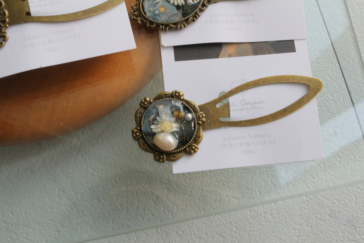 Vermeer Inspired Flower Book Mark No.1 - 真珠の耳飾り