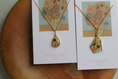 Gogh's Irises Inspired Necklace - ひまわり