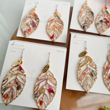 Leaf Earrings With Seasonal Flower Petals No.39