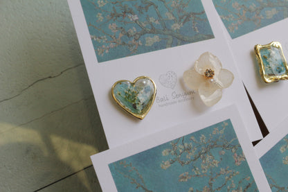 Gogh Inspired Flower and Medallion No.2 イヤリング Clip-on アーモンドの花