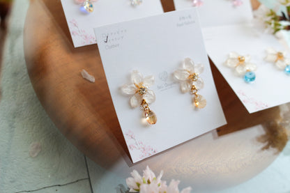 Someiyoshino Sakura Earrings with Sparkling Gem #051