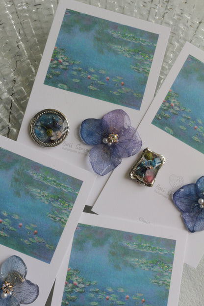 Monet's Water Lilies Inspired Flower and Medallion No.32 イヤリング Clip-on 睡蓮