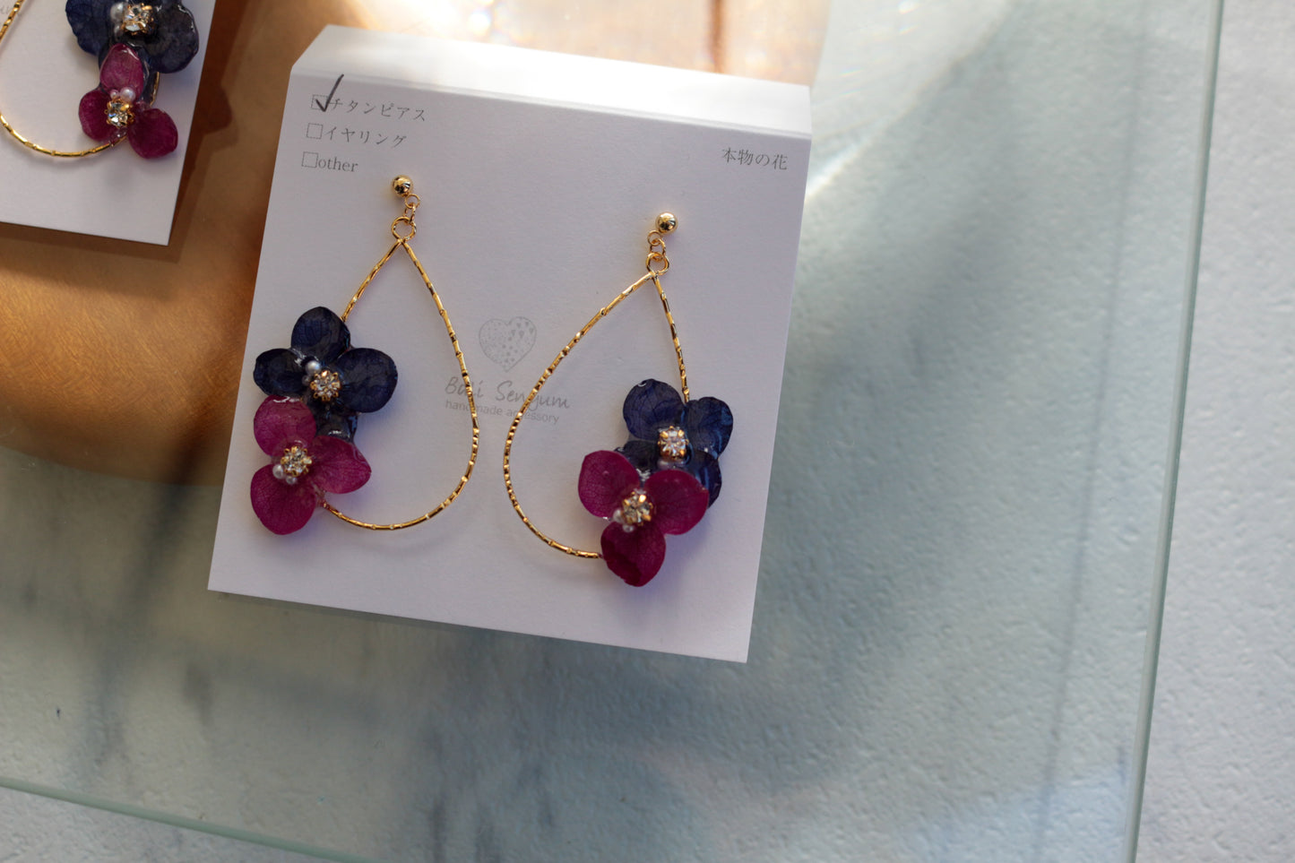 Teardrop Hoop Earrings with Hydrangeas No.19