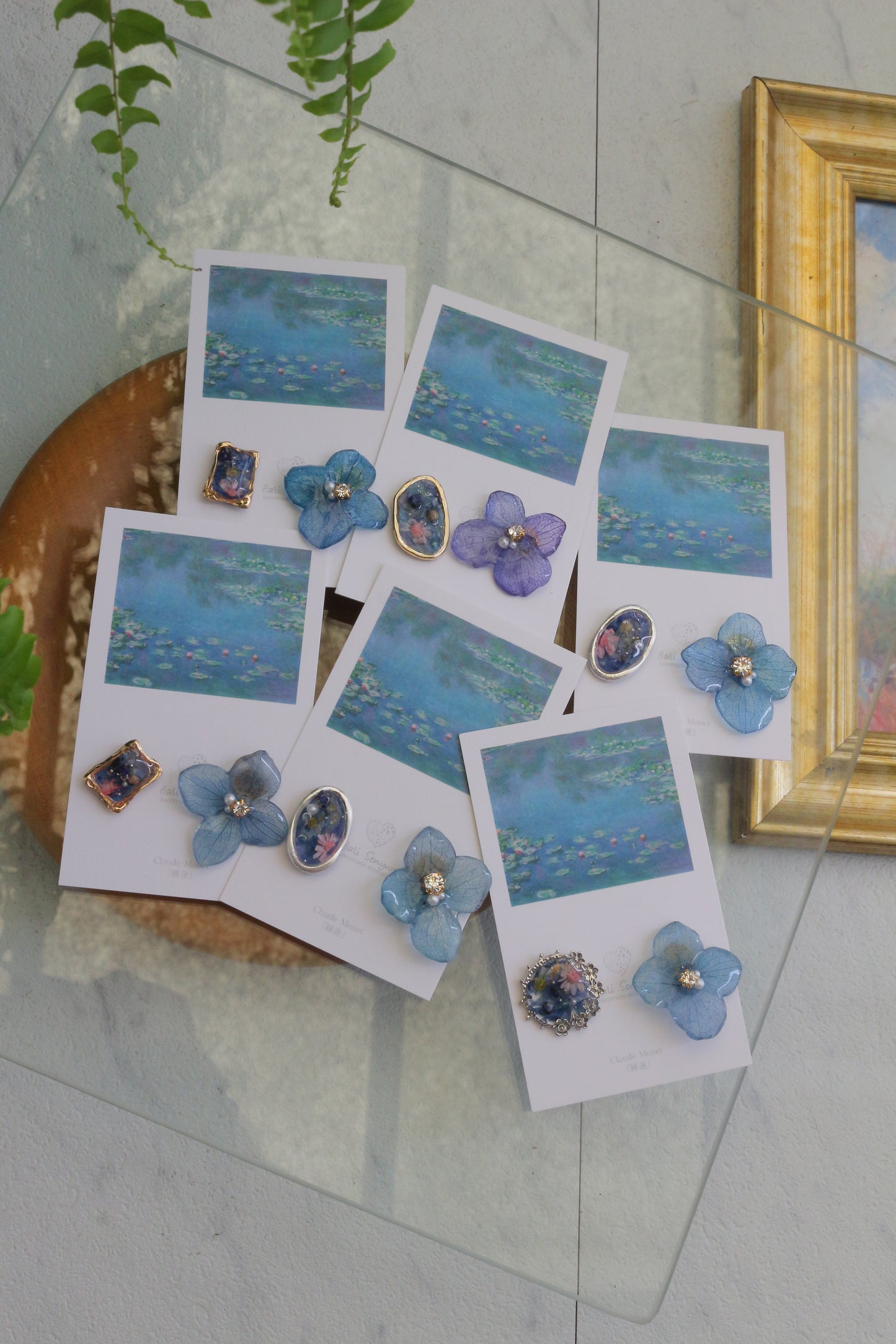 Monet Inspired Flower and Medallion No.38 ピアスTitanium Pierce 睡蓮