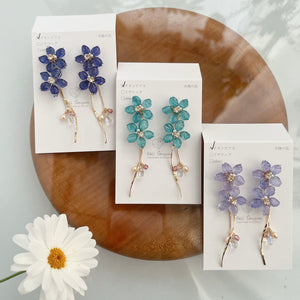 Real "Ajisai" Hydrangea Earring - Cool Color