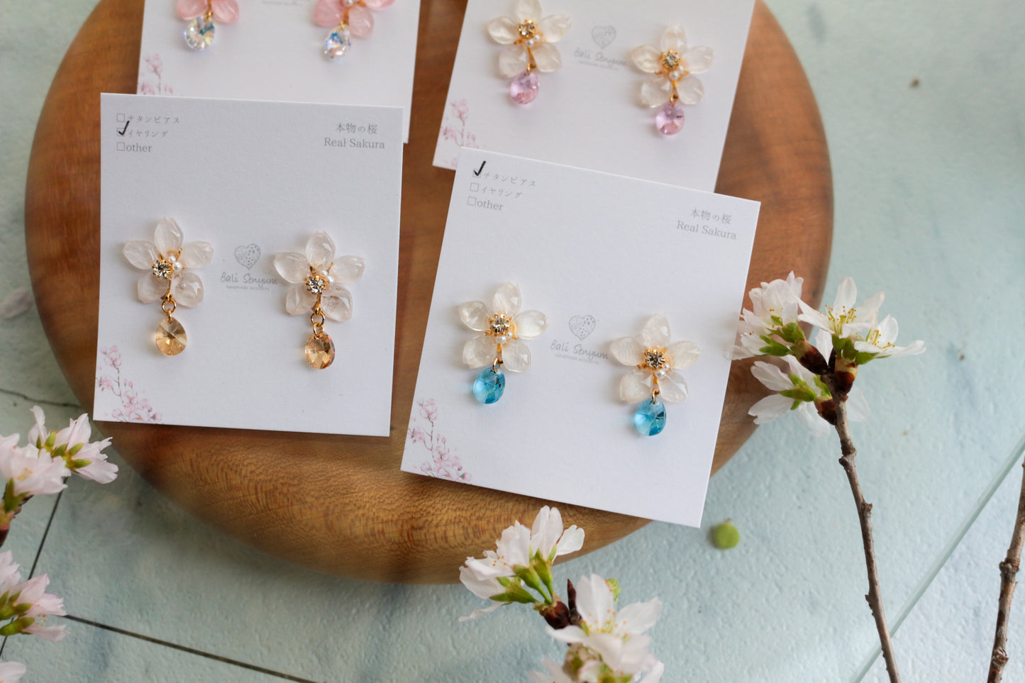 Someiyoshino Sakura Earrings with Sparkling Gem #051