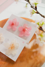 Natural Shape Someiyoshino Sakura Earrings #S004