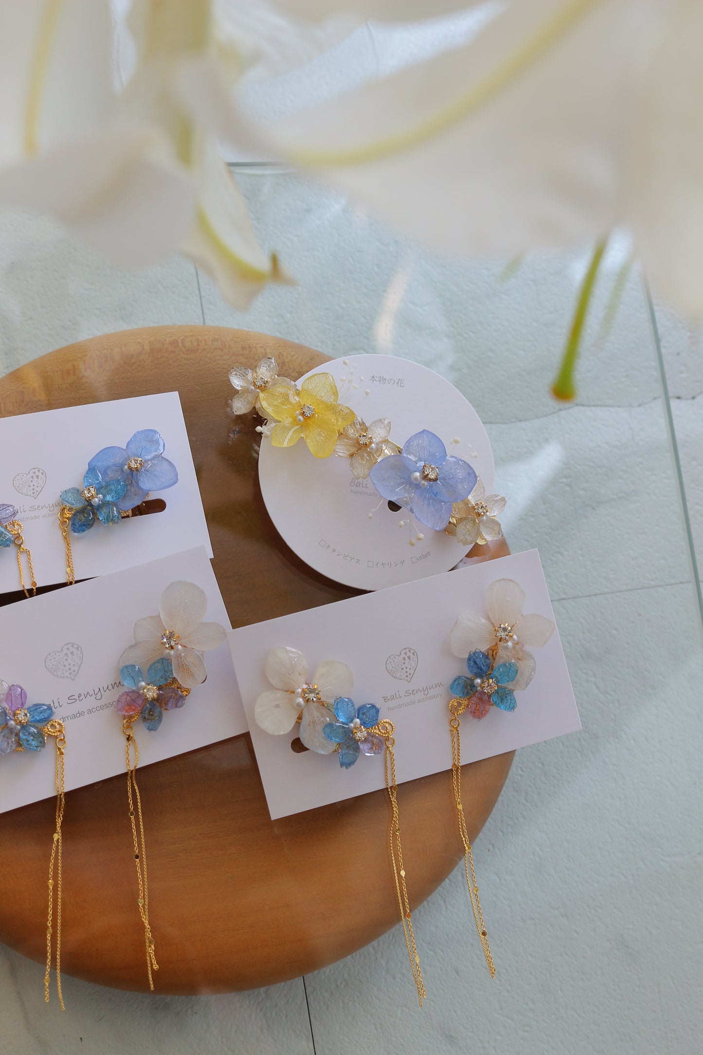 Hydrangea Flying Butterfly  No.32 - Clip-on(イヤリング）
