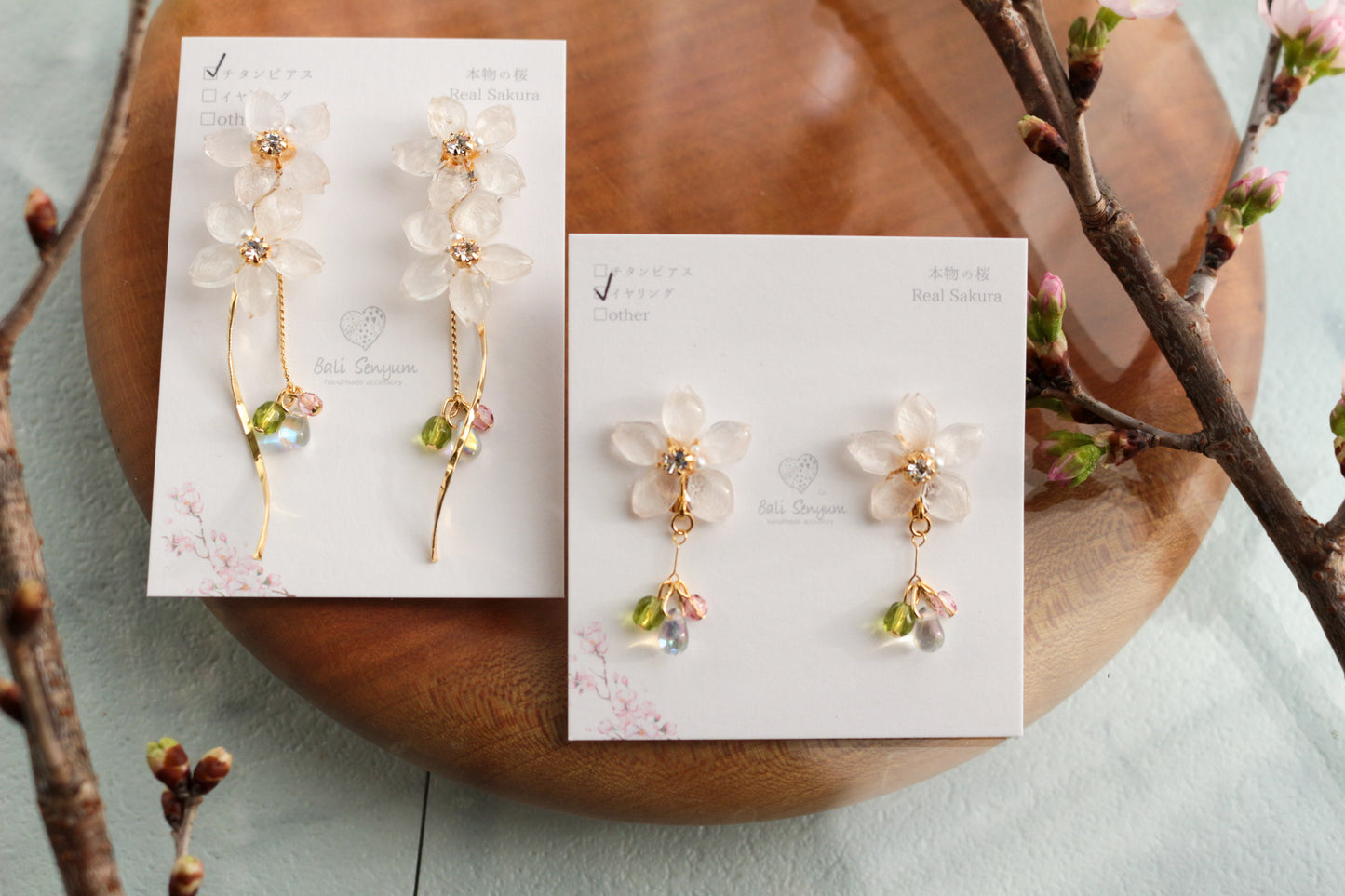 Real "Someiyoshino" Sakura Earring Kumamoto Homage- 緑桜の御衣黄   モチーフ