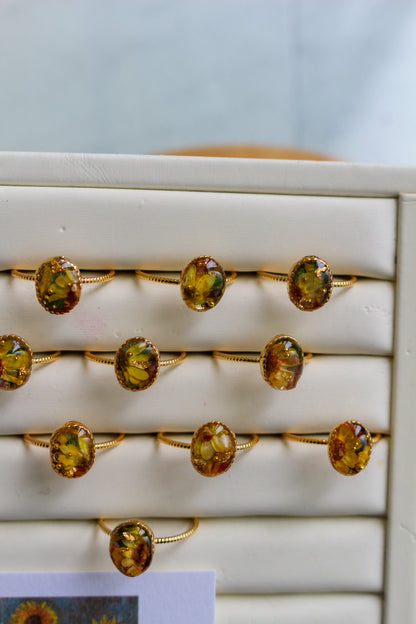 Claude Monet's Sunflowers Ring No.1 - ひまわり