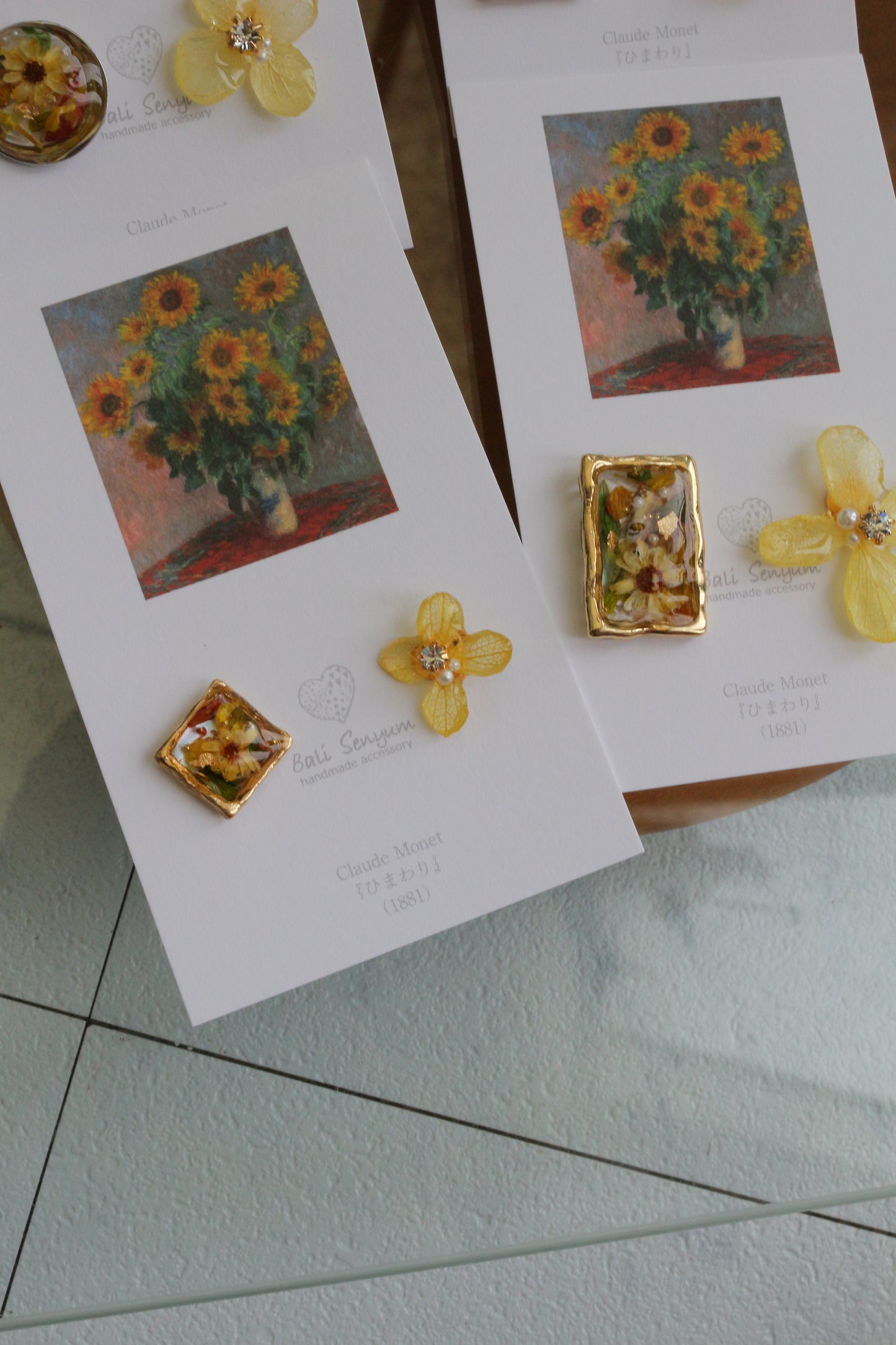 Monet Inspired Flower Earrings No.22 ピアスTitanium Pierce ひまわり