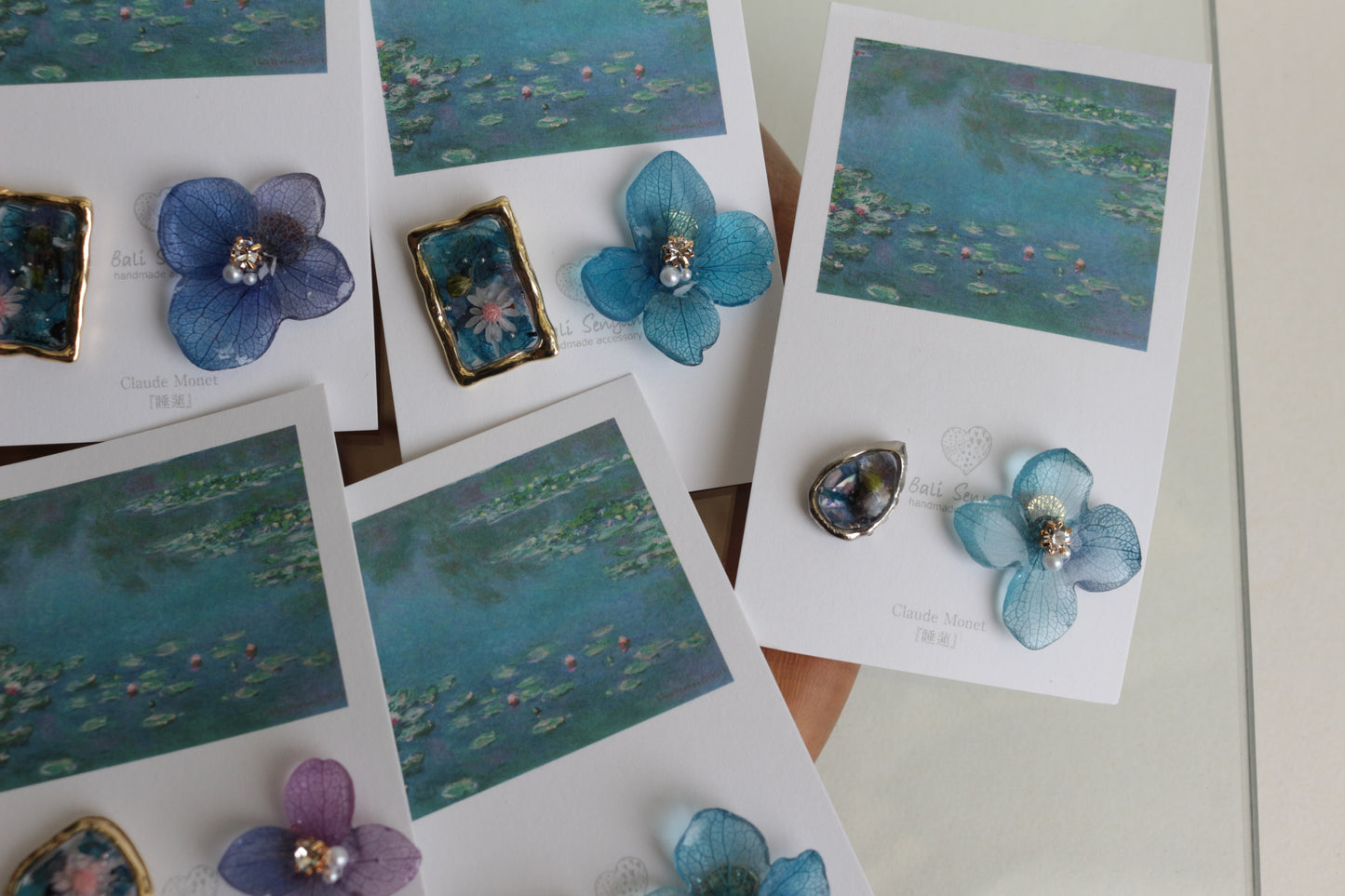 Monet Inspired Flower and Medallion No.15 ピアスTitanium Pierce 睡蓮