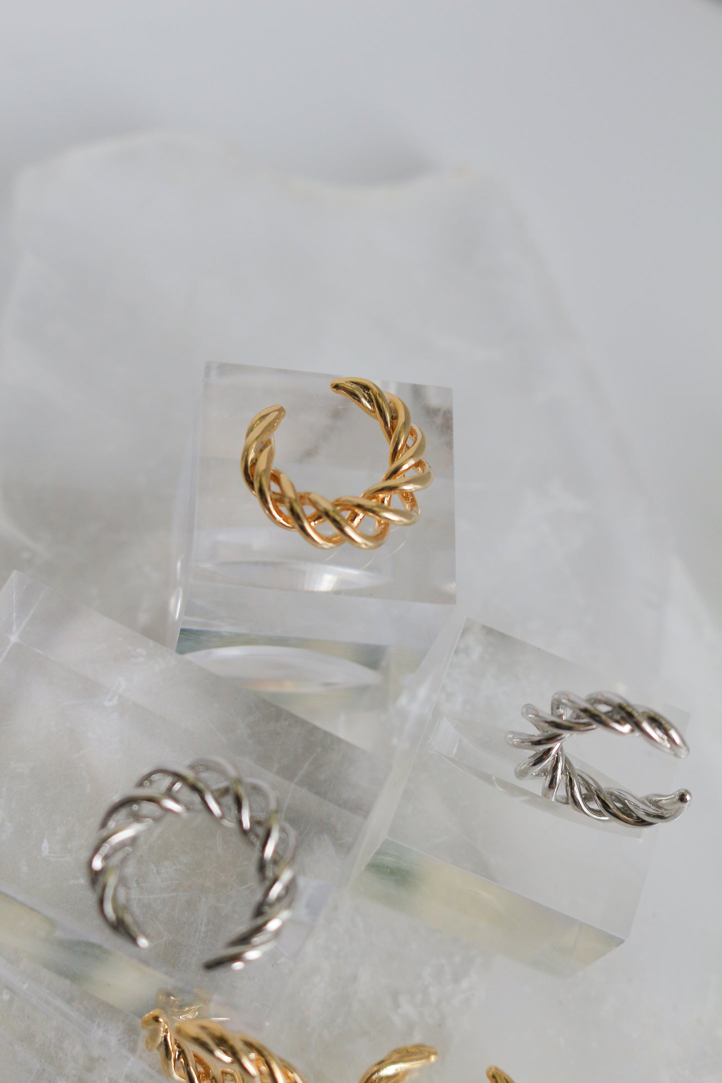 Ear-cuff No.2- Sakkoly