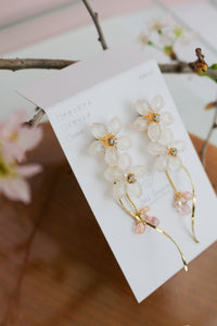 Real "Someiyoshino" Sakura Earring - White Sakura "凛"