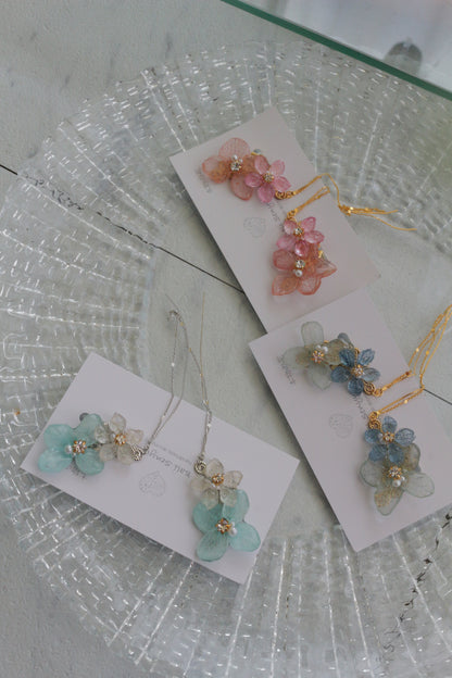 Hydrangea Flying Butterfly  No.51 - Clip-on(イヤリング）