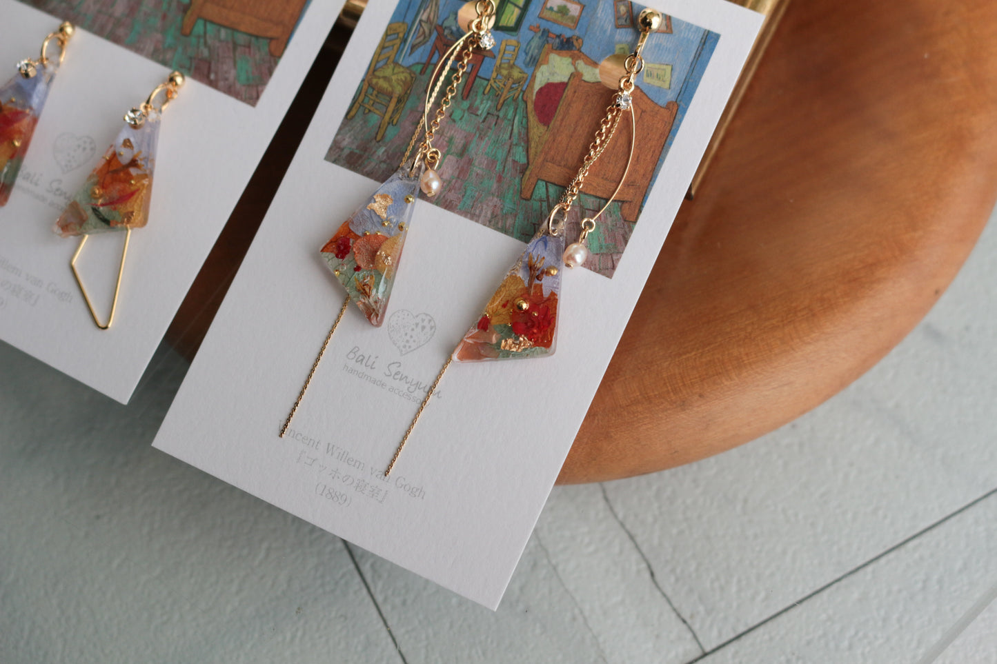 Gogh Inspired Earrings Bedroom in Arles-ゴッホの寝室