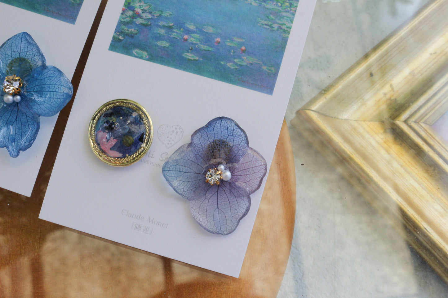 Monet Inspired Flower and Medallion No.34 ピアスTitanium Pierce 睡蓮