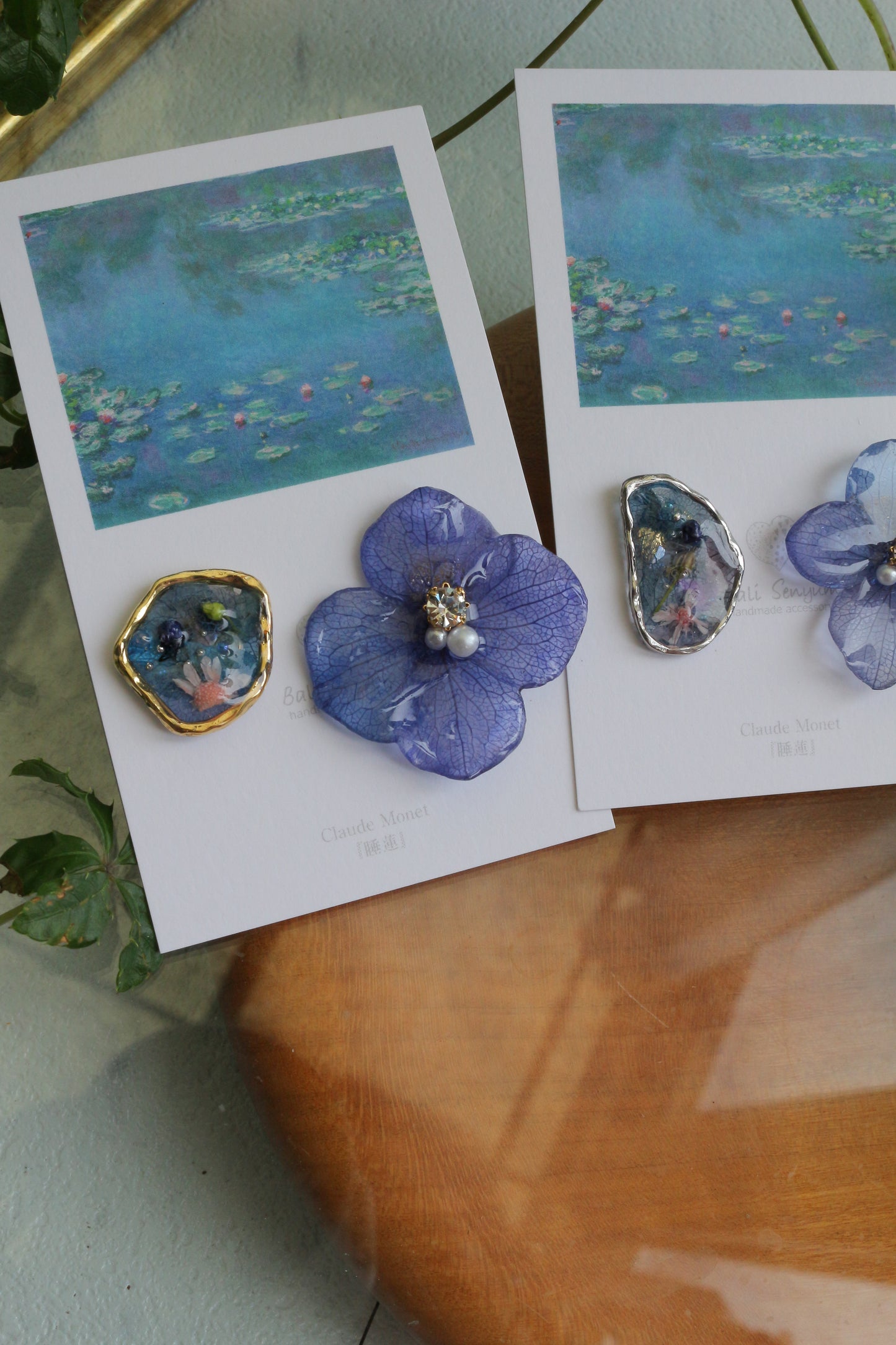 Monet Inspired Flower and Medallion No.27 ピアスTitanium Pierce 睡蓮